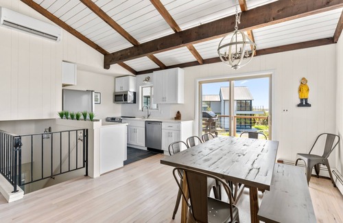 Montauk House | Lake View & Access, Newly Renovated Montauk Oasis