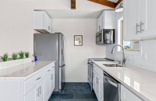 Montauk House | Lake View & Access, Newly Renovated Montauk Oasis