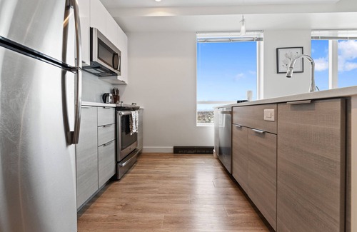 Assembly Square Apartment | Lake View Amazing 2BR 2BA Condo, W/D In unit