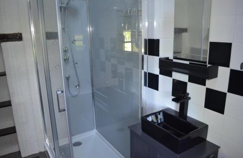 Louplande House | Lake View Cottage close to Le Mans 24H circuit