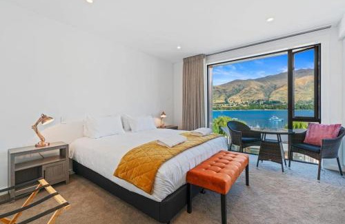 Wanaka Hotel | Lake View Studio Apartment