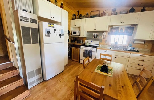 Wetmore Cabin | Lakefront Cabin, Pet Friendly, WIFI , near Pictured Rocks Munising Mi.