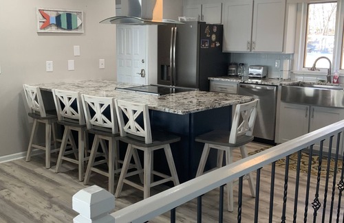Moneta House | Lakefront, Great, wide-water views. Near bridgen