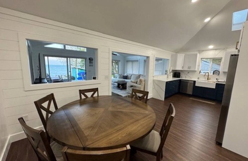Forestville House | Lakefront Home - Fully updated On the Beach! North of Lexington / Port Sanilac