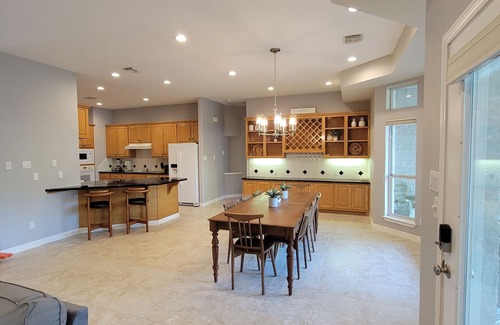 Walden on Lake Conroe House | Lakefront Home on quite/protected cove on Lake Conroe with private pool
