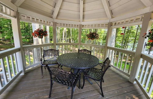 McHenry House | Lakefront, indoor pool; 6 min to WISP; 10 min to shopping, restaurants