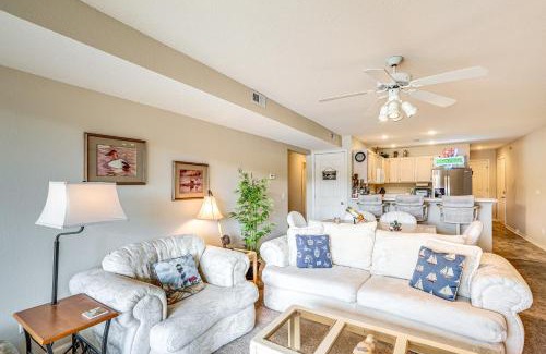 Osage Beach Apartment | Lakefront Osage Beach Condo with Water-View Balcony!