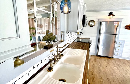 Creole House | Lakefront - Real Fish Camp - Reel Fishermen