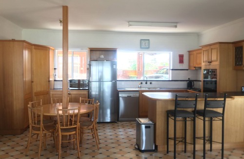 Mulwala House | Lakehouse At Mulwala - Two jetties and private boat ramp