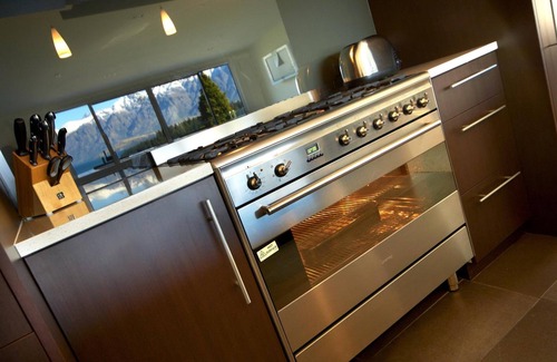 Queenstown Apartment | LakeRidge Queenstown by Staysouth
