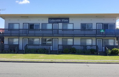 Tuncurry Apartment | Lakeside 6