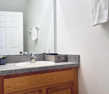 Lakeside Estates House | Lakeside Community, Pools, And More!