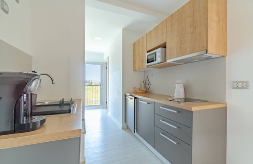 Bled Apartment | Lakeside Living: Modern Apartment Just 400m from Lake Bled