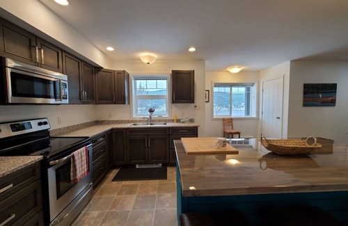 Williams Lake Apartment | Lakeview Bliss Suite - Great neighborhood, ideal for work/recreation/relaxation.