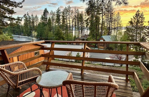 Lincoln Park Apartment | Lakeview Cave Rock Guest Suite - 2nd floor attached guest unit