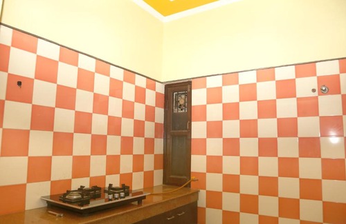 Sohna Apartment | Lal Kothi - Entire 2 BHK Homestay, Sohna