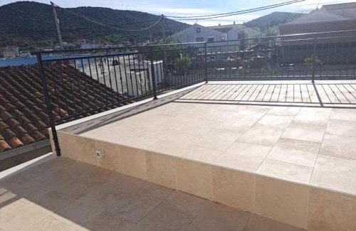 Vinisce Apartment | LaLu On The Water