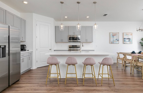 West Haven House | Lancashire Luxe Cozy 6BR/4BA Home near Disney