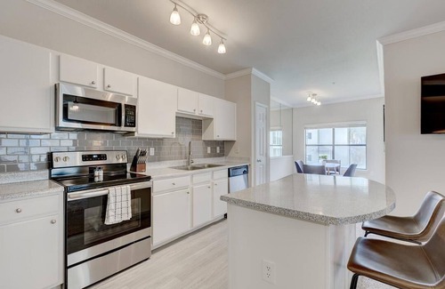 Euless Apartment | Landing at Franciscan At Bear Creek - 3 Bedrooms in Downtown Euless