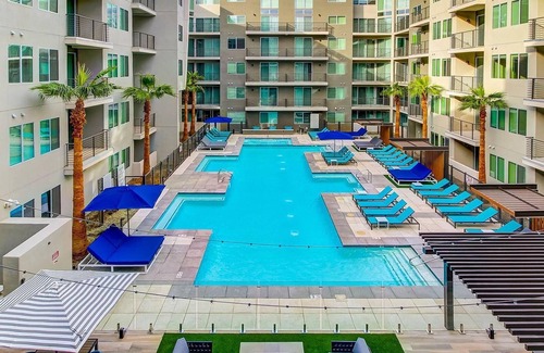 Camelback East Apartment | Landing at Preston at Biltmore - 2 Bedrooms in .