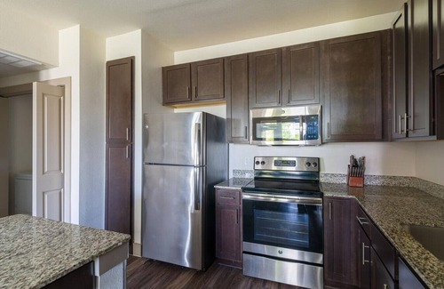 Spring Apartment | Landing at The Grayson - 1 Bedroom in Cypressdale
