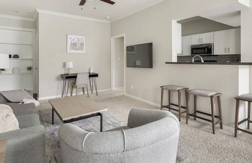 Briarforest Apartment | Landing at The Milano - 2 Bedrooms in Briar Forest