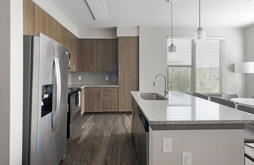 Memorial Apartment | Landing Houston Energy Corridor