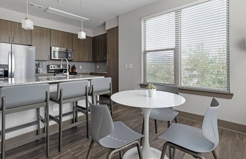 Memorial Apartment | Landing Houston Energy Corridor
