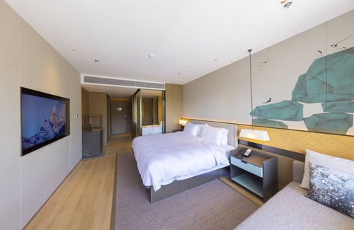 Changjiang County Hotel | Landison Resort Jingdezhen