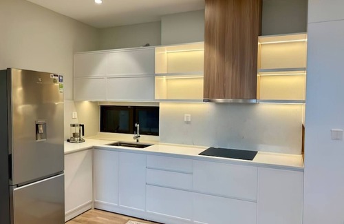 Van Giang Condo | Landmark Ecopark by Emily in Town