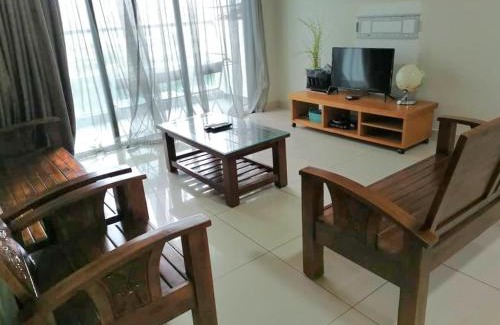 Kampung Bukit Dukong Apartment | Landmark Residence 2 Service Apartment 5min to MRT 20min to KL