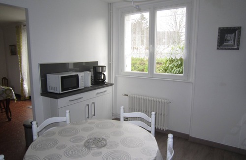 Lanildut House | Lanildut. Close to the sea and the GR34. Maximum 6 pers.