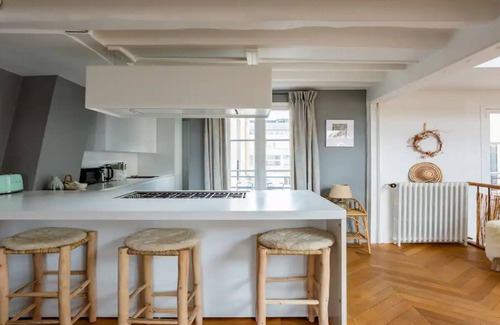 Marais Apartment | Lap of Luxury!Marais180m2 top floor designer loft magnificent 19th cent building