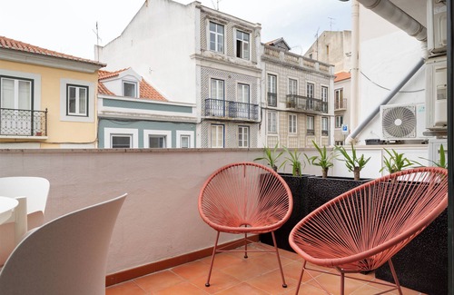 Santos Apartment | Lapa Diplomatic Suite&Flat by FeelLisboa