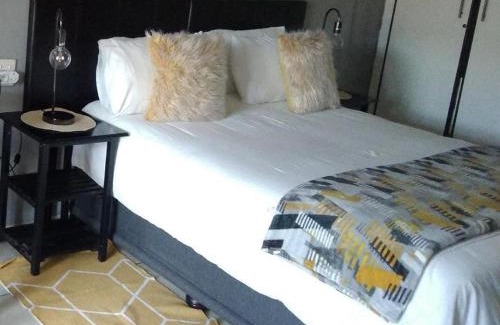 Phuthaditjhaba House | Lapaleholo Guesthouse