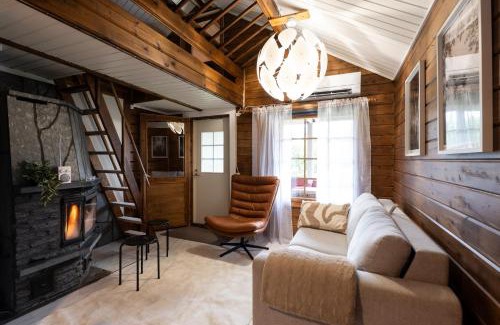 Ranua Ski Chalet | Lapland Aurora Riverside Ranua