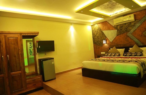 Poovar Hotel | Lara Lake View Resort