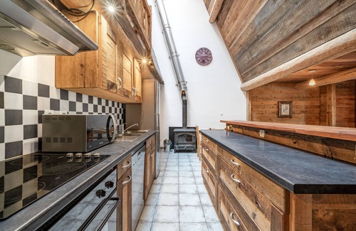 Aussois House | Large 5-bedroom gite Savoie - mountain (garden-jacuzzi)