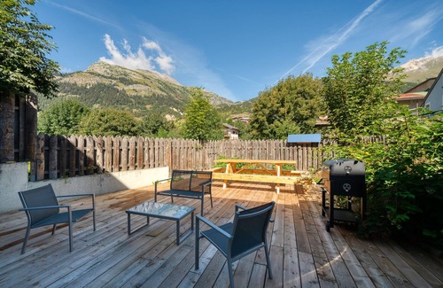 Aussois House | Large 5-bedroom gite Savoie - mountain (garden-jacuzzi)