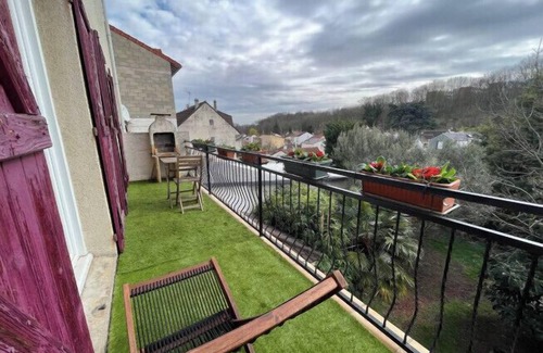 Noisy-le-Sec Apartment | Large accomodation near Paris next to Metro