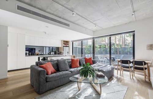 Prahran Apartment | Large Central Prahran Retreat