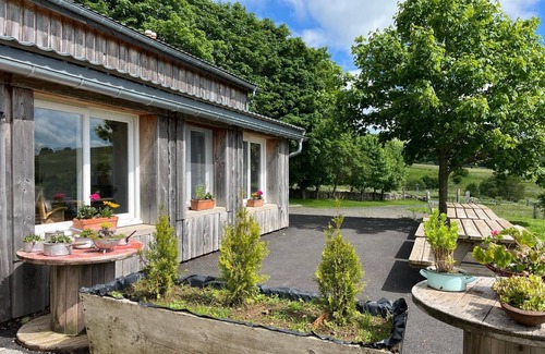 Les Estables Ski Chalet | large cottage of Pradel aux Estables, 14 places