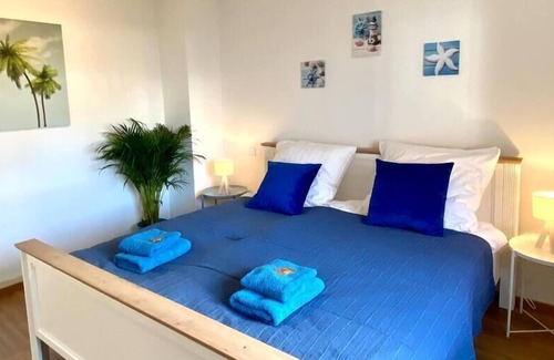 Lechhausen-Ost Apartment | ☆Large Double Apartment ☆ 3BR | Parking |10 Guests