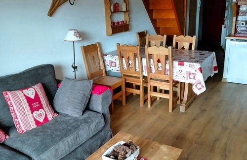 La Joue du Loup Apartment | Large duplex 50m2 at the foot of the slopes LA JOUE DU LOUP