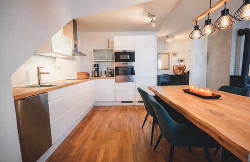 Lackenhof Apartment | Large family apartment with in-house ski school and ski rental