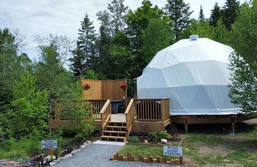 Hastings Highlands Cabin | Large Glamping Geodesic Dome just minutes from Algonquin Park East Gate.