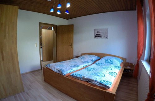 Altmorschen House | Large holiday house with pool and sauna for 8 (-10) people in the middle Fulda valley