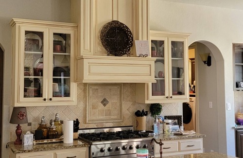 Hondo House | Large Home with Private Guest House