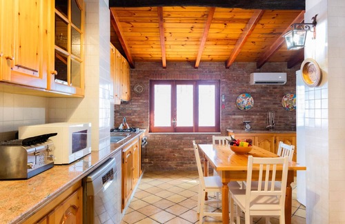 Carini Villa | Large modern style villa with private and panoramic swimming pool