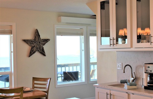 Oceanside House | Large Ocean View Home with Guest Quarters Close to the Beach Four Large Decks